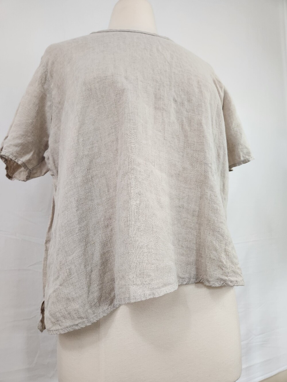 Flax 100% Linen Asymmetrical hem blouse - Picture 4 of 7